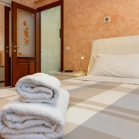 Vatican Comfortable Apartament Rzym