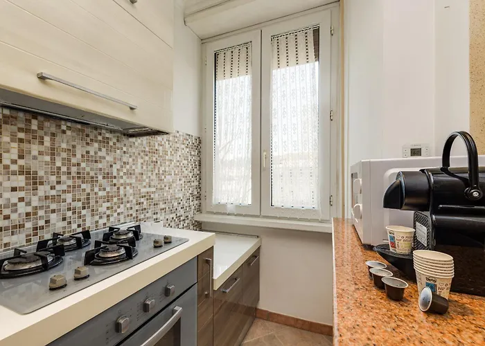 Vatican Comfortable *